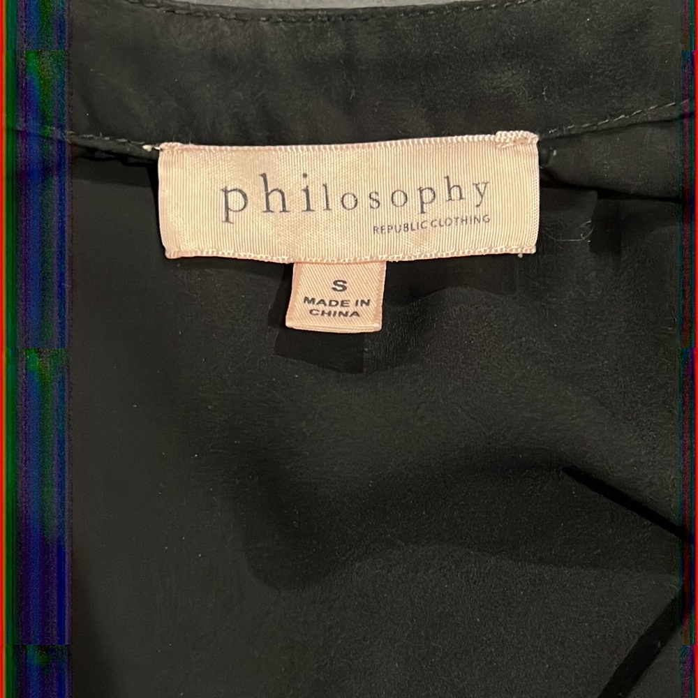 Pre loved top - Picture 3 of 3